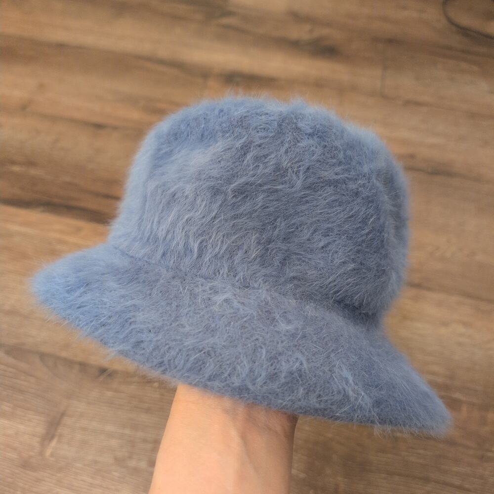 Betmar Fuzzy Bucket Hat New York Fairy Cottage Pastel‎ Purple